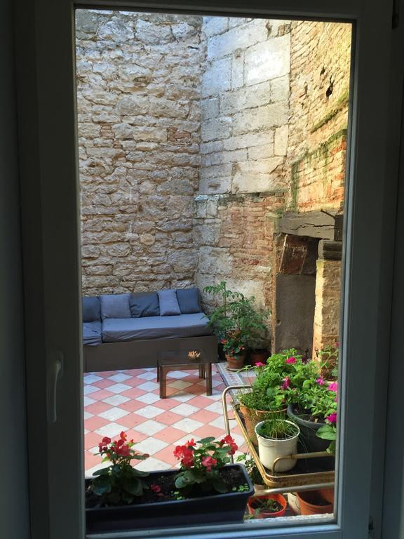 B&B Le Chat Qui Dort Montricoux Dış mekan fotoğraf
