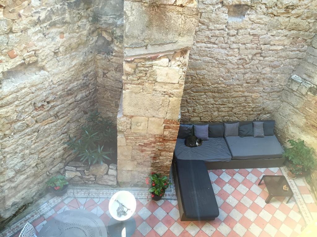 B&B Le Chat Qui Dort Montricoux Dış mekan fotoğraf