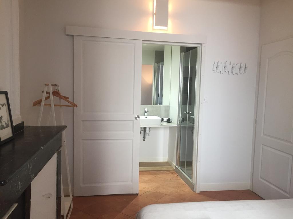 B&B Le Chat Qui Dort Montricoux Dış mekan fotoğraf