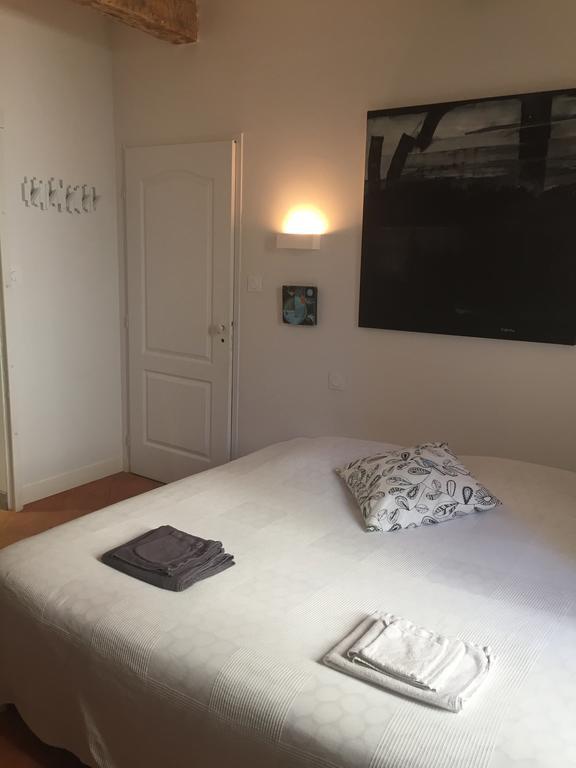 B&B Le Chat Qui Dort Montricoux Dış mekan fotoğraf