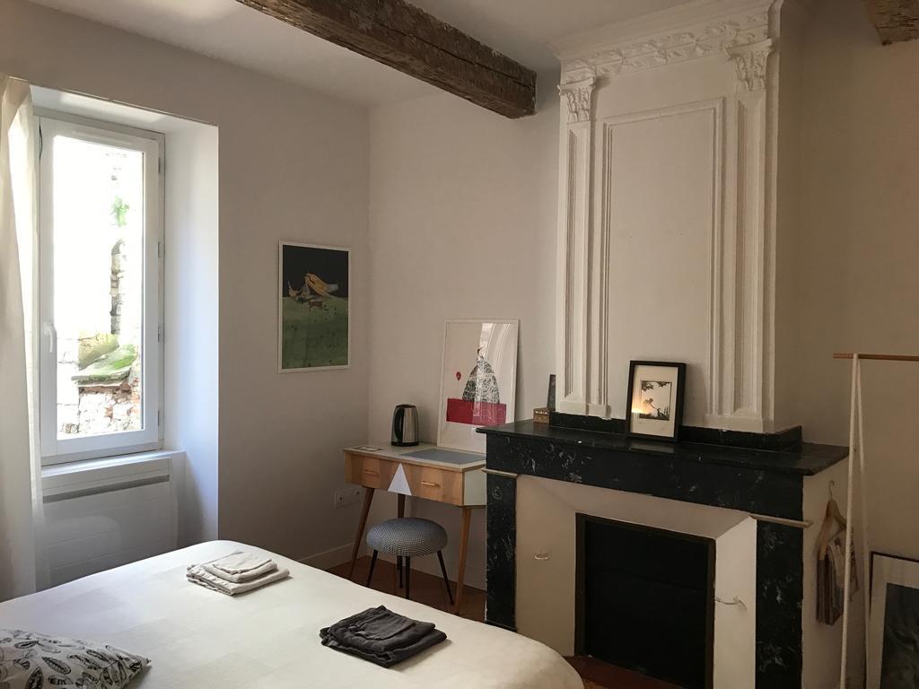 B&B Le Chat Qui Dort Montricoux Dış mekan fotoğraf